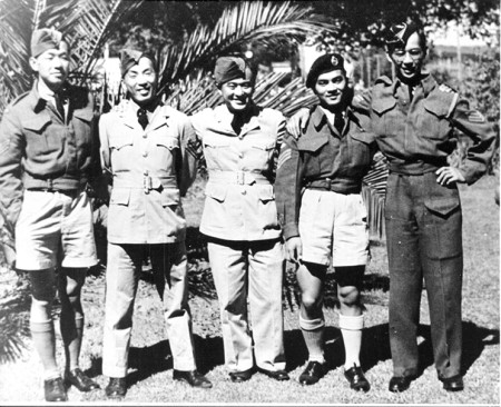 The Force 136 group in Australia take a day off in Sydney: (L to r), Jim Shiu, Roy Chan, Eddie Chow, Norman Low and Hank Wong