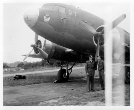 lee-daniel-near-plane