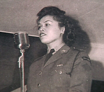 Mary Ko Bong singing